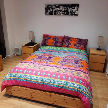 Lovely Home With Full En-Suite Double Bed Rooms Reading Exterior foto