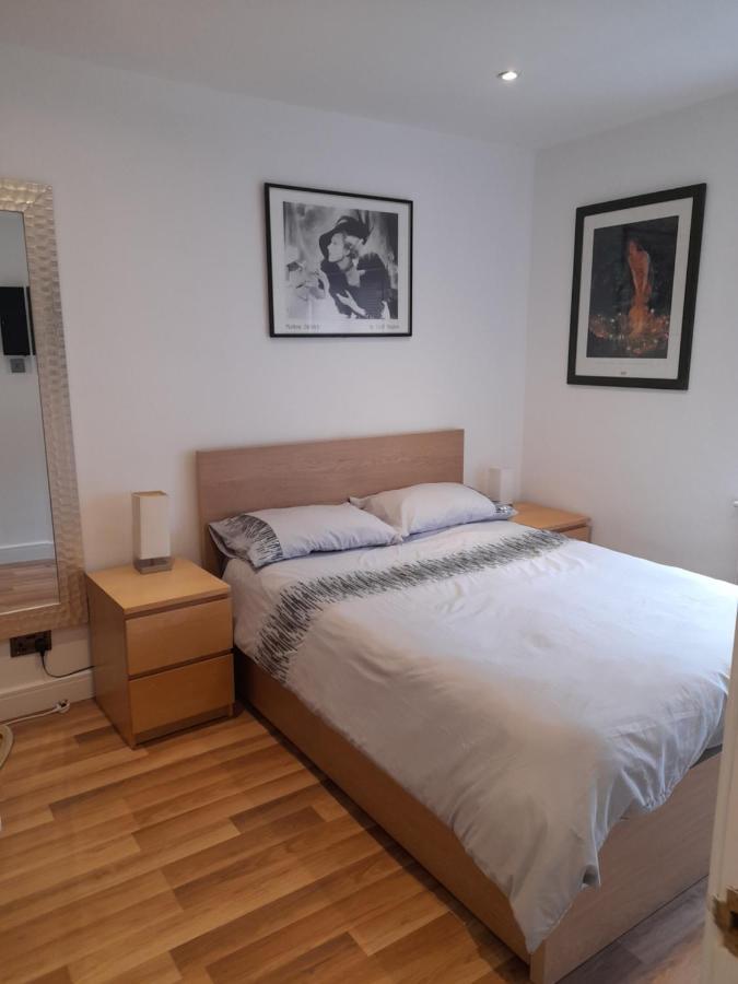 Lovely Home With Full En-Suite Double Bed Rooms Reading Exterior foto